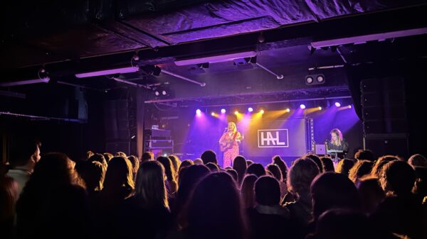 Molly live shot
